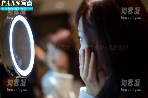 PANS - 小青的双人写真，内容劲爆或者…只是好玩！