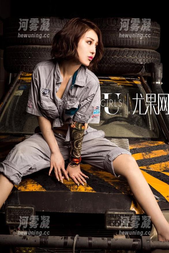 UGirls尤果网 - 慕羽茜：高跟鞋+姿态=所有照片的灵魂，哈哈，简单粗暴！