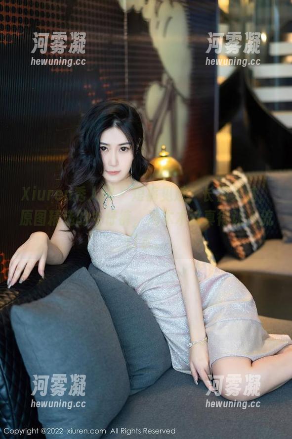 Xiuren秀人网 - 短裤见过，长裤见过，原图精选的牛仔裤，冯木木这真得让人流口水。