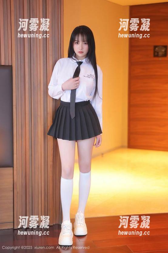 Xiuren秀人网 - 谁说裸足不能成壁纸？夏诗诗Sally手把手教你欣赏美图！