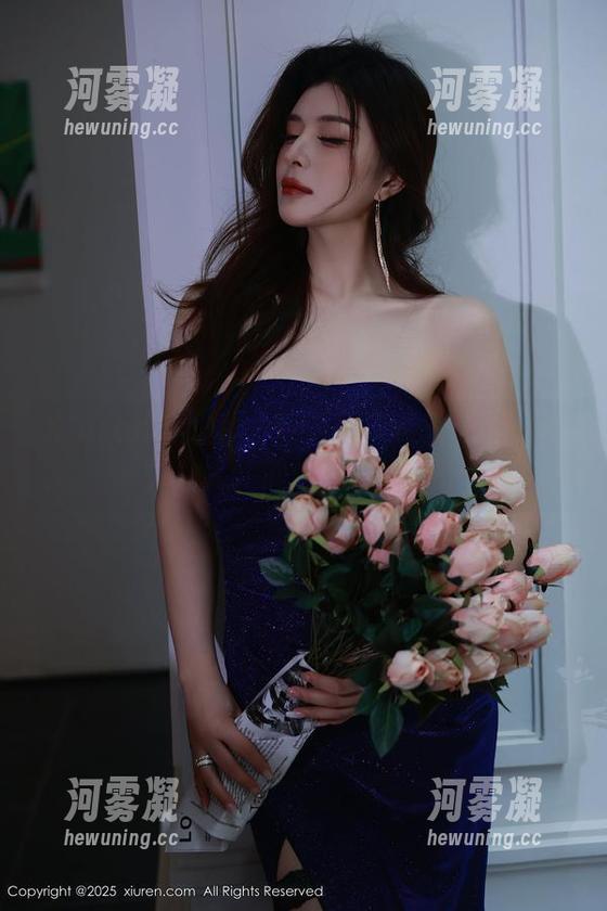 Xiuren秀人网 - 在美图精选里找快乐——大白兔吖的旗袍真会魔法！