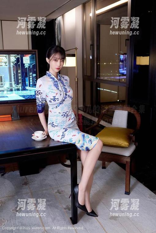 Xiuren秀人网 - 曦宝儿的浴室美图合集：不光洗澡，还能摆pose！