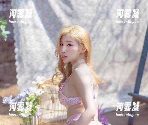 实话说，Yebin(전예빈)的美脚写真资源，光看就让人走神。