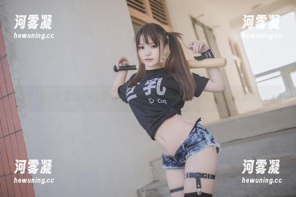 Yoko宅夏的办公室日常：图包里藏着什么奇怪的资源？！
