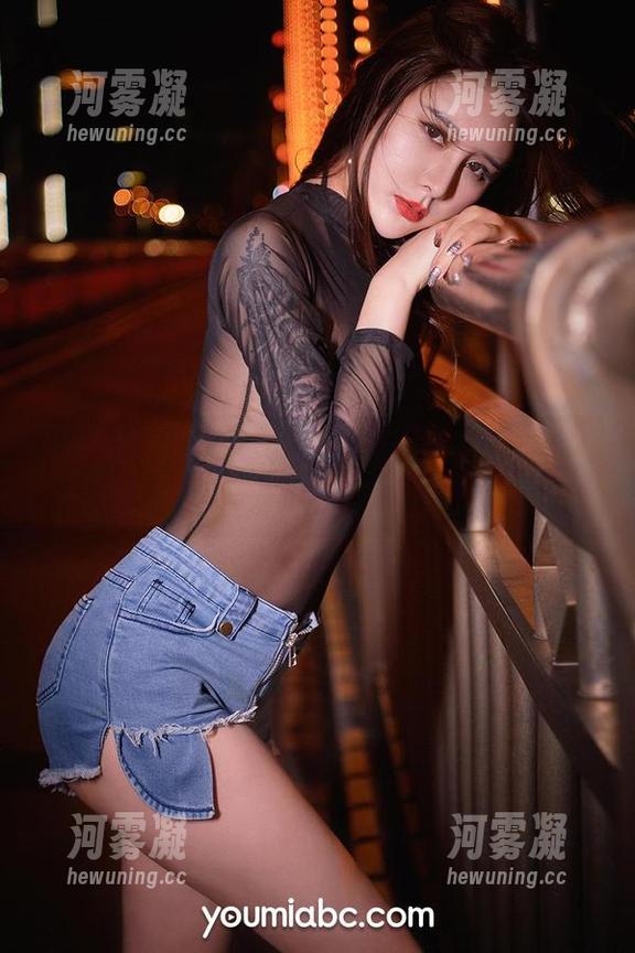 YouMi尤蜜荟 - 不止是色牢度，小尤奈的粉色图集还进入了我的脑海。