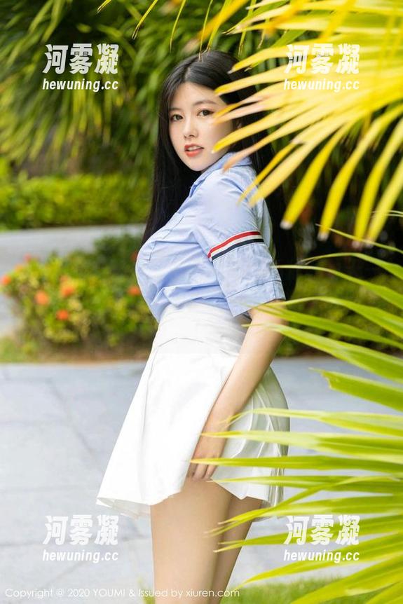 YouMi尤蜜荟 - 一个图包刷新你的夏天——果儿Victoria说：我看没法藏住饮料了！