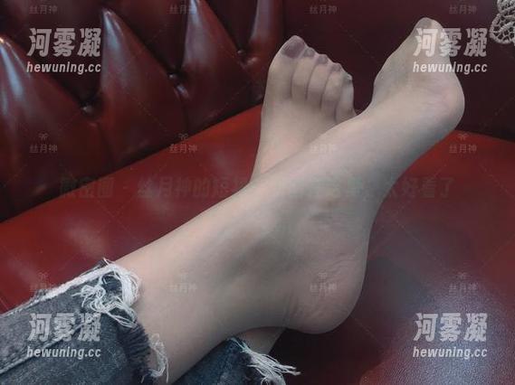 微密圈 - 丝月神的短裙：原图在这里，太好看了