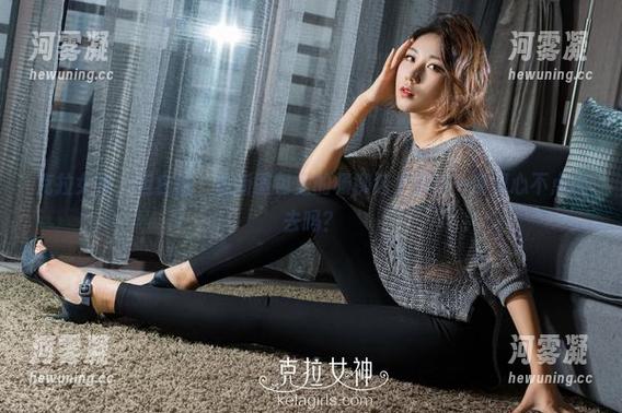 克拉女神 - 坦白说，最新图包里的杨柳这个睡衣…你忍心不点进去吗？