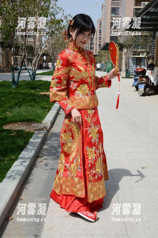 初夏女神 - 严肃看待安妮的作品集，古往今来，也太好下载了吧？
