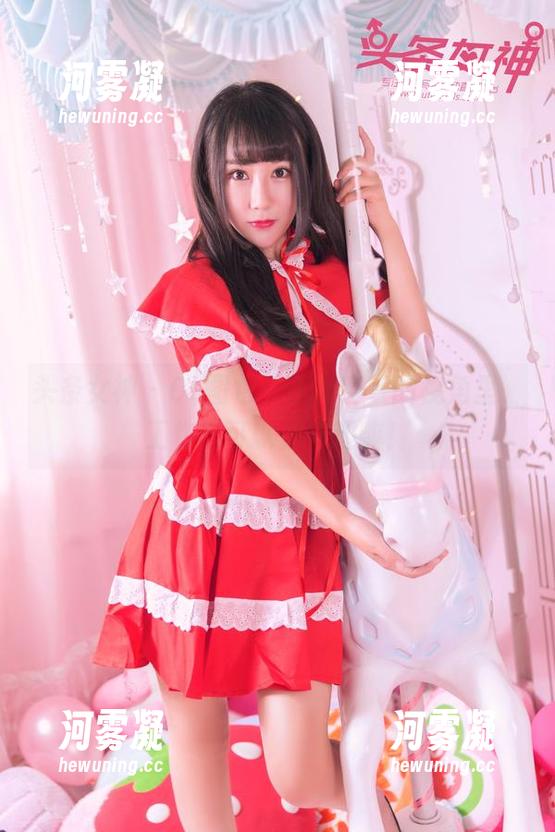 头条女神 - OL图包：在大蜜蜜的视角里，工作也可以很有趣嘛！