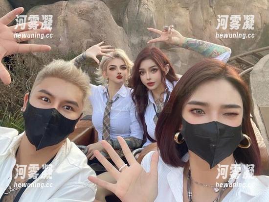 微密圈 - 奈斯希希的自拍图册：免费提供各种姿态，任你挑逗你的小宇宙