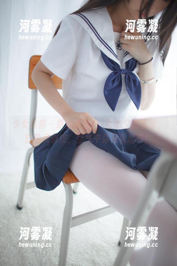 少女秩序 - 原图合集：晞可的空姐装扮，轻盈又俏皮，空气中弥漫着趣味！
