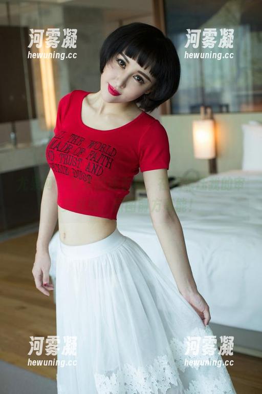 尤果网 - 果果的连衣裙，在线碾压我的审美底线，原图前方高能！
