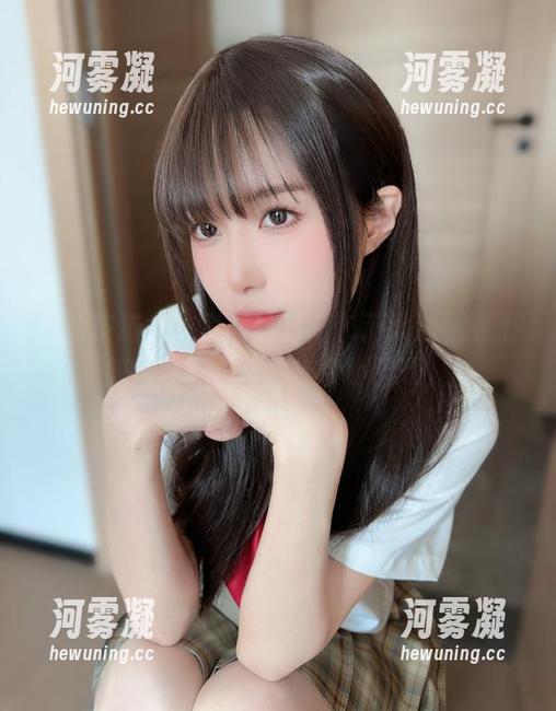 “胶皮猫女”套图：当“布丁大法”遇上胶皮哆嗦，真想做个小透明。