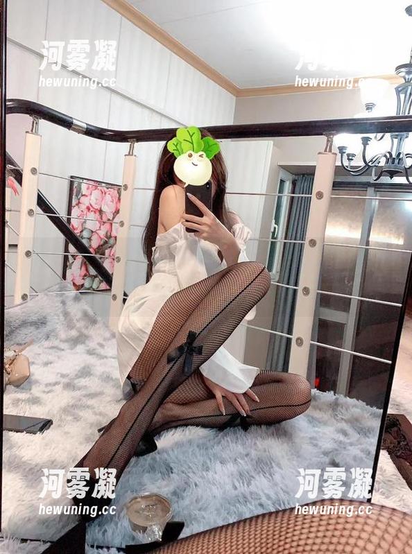 微密圈 - 林子琳喵最新图册：运动中那一抹不经意的优雅，感叹不已