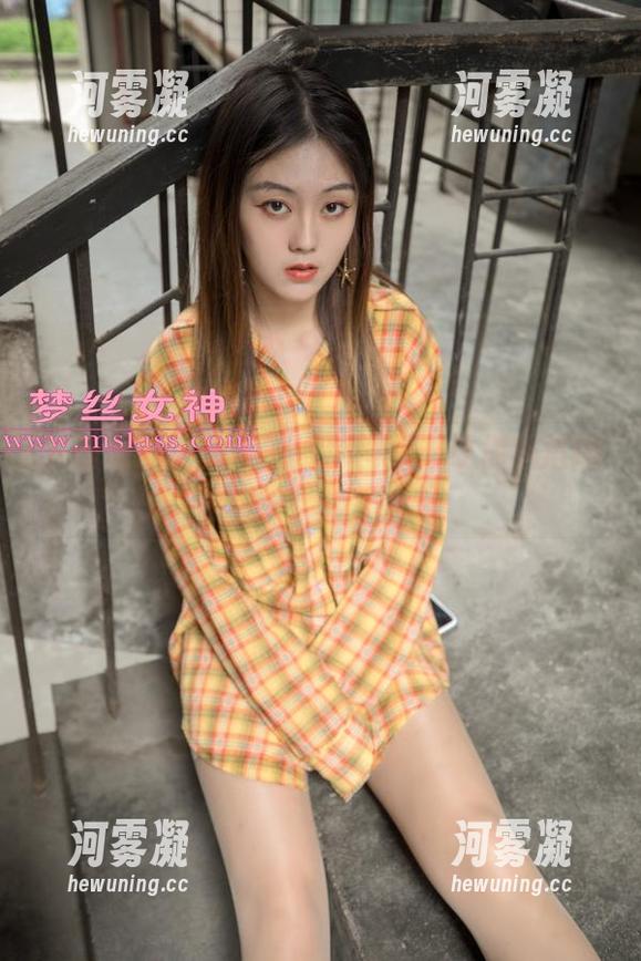 梦丝女神 - 苏柔的清纯图集：让你相信绿茶也有一丝不正经