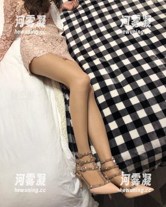 微密圈 - 梦里一只喵的毛衣图包，想不想试试变身？