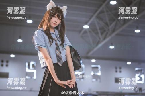 炸酱沐沐 炸酱沐沐带来的美图:间桐樱的背影高能预警,我有些心慌…