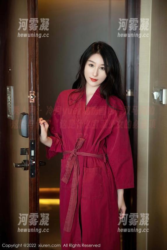 秀人网 - 冷月yuer私房图包，双马尾的炫酷与俏皮，这是什么宝藏少女的必备项目？