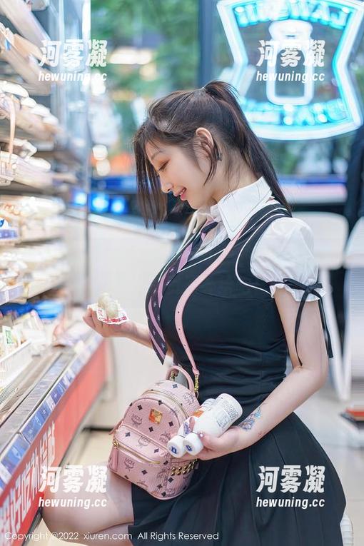 秀人网 - 发掘徐莉芝Botty的白丝美图，快来领取资源补给吧！