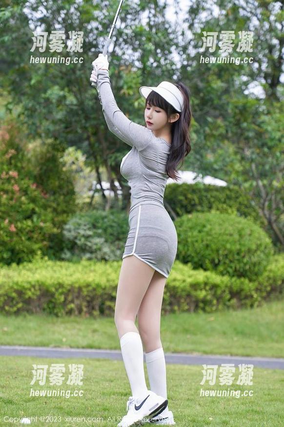 秀人网 - 李丽莎的少女资源，像在探广告，难免让人碰碰想象的边界。