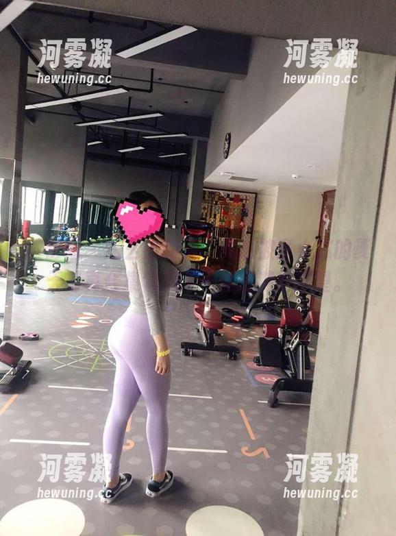 微密圈 - 这么热的天，竟然被童小芯的夏天写真合集勾起了一丝旅游的欲望。