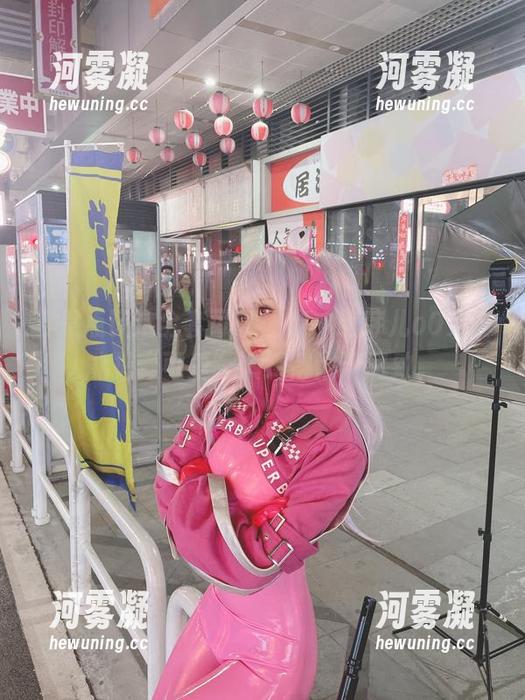 若是点评这全套可爱图集，萌芽儿o0果真能把“可爱”演绎得淋漓尽致。