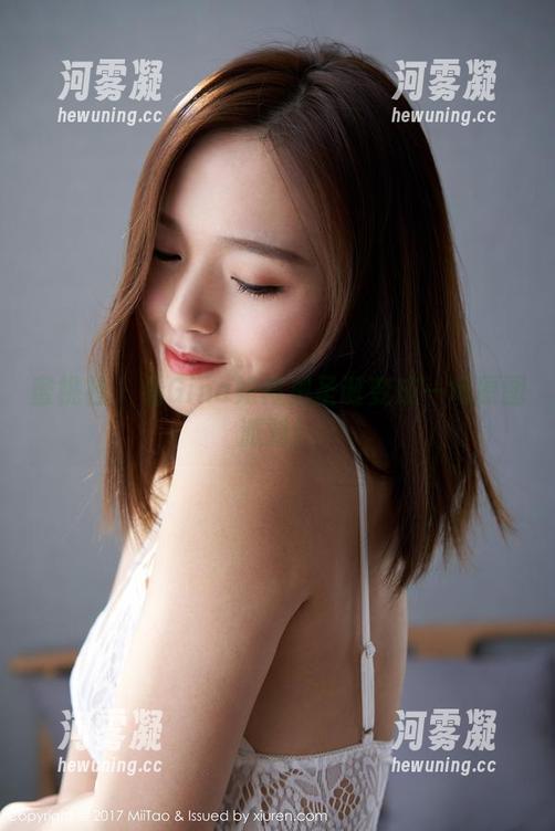 蜜桃社 - 看Gina如何把圣诞变成一场原图派对！