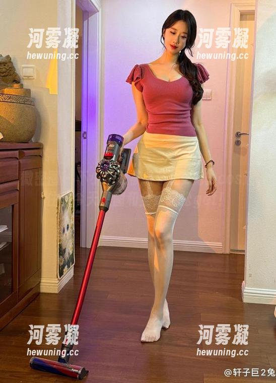 微密圈 - 不小心又被轩子巨2兔的cos迷住，今天原图和全集轻松get！