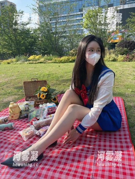 微密圈 - 教室里的软妹小九九，福利满满等着你