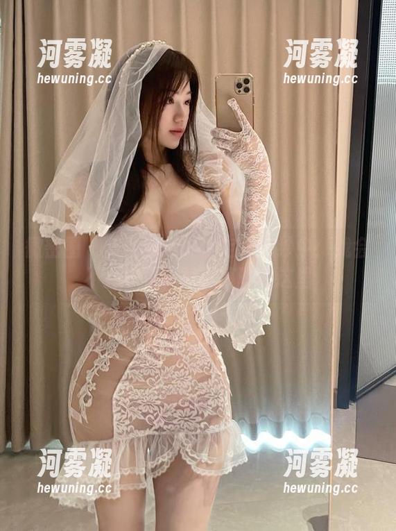 微密圈 - 雪怡妹纸在这定制婚纱中：我会不会妒忌？只想停驻在这里