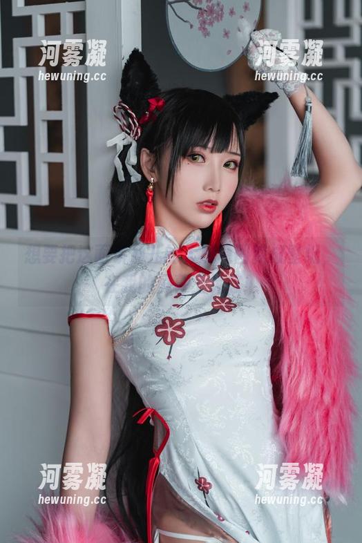 想要把这面饼仙儿的大凤原图变成壁纸，在我的屏幕上晃悠！