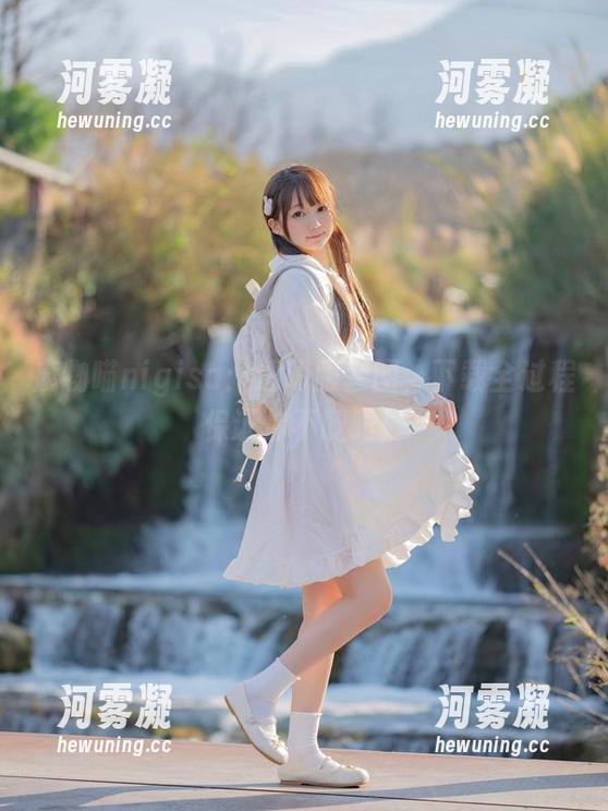 魔物喵nigisa：透明服套图，下载全过程保证你不眨眼！